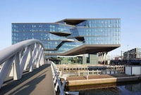 Amsterdam-Honoring Dynamic Workspaces