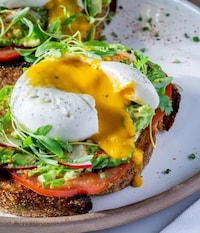 Runny Vegan Eggs Image 1