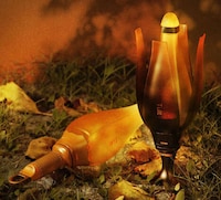 Flower-Like Portable Lanterns Image 3
