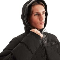 Runner-Friendly Performance Jackets Image 4