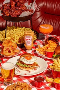 Collaboration Fried Chicken Sauces Image 1