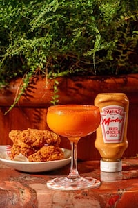 Collaboration Fried Chicken Sauces Image 2