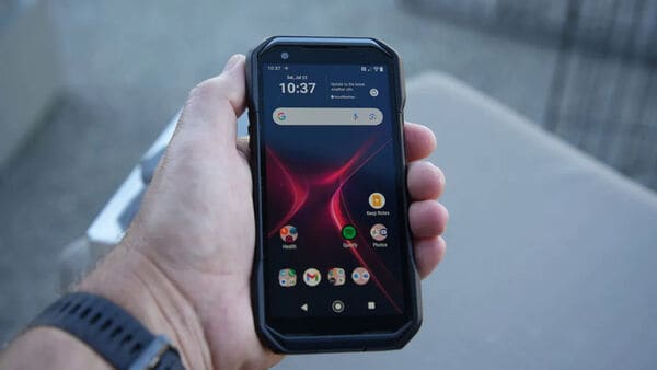 Top 65 Mobile Trends in August