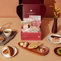 Japanese Snack Subscription Boxes Image 2