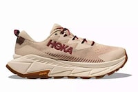 Dynamic Sole-Unit Hiking Footwear Image 2