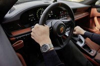 Automobile-Honoring Exclusive Watches Image 2