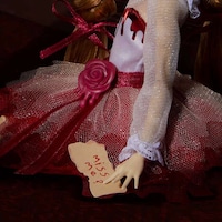 Paranormal Fashion Dolls Image 4