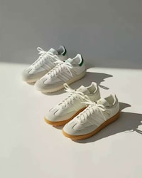 Minimal Lifestyle Golf Sneakers Image 1