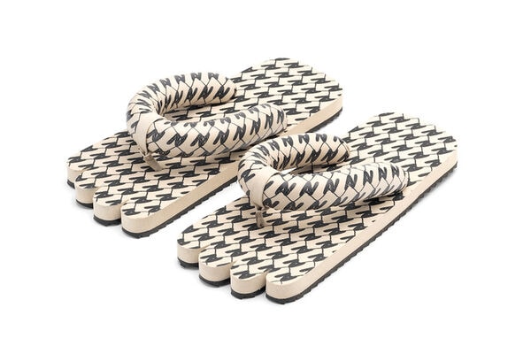 Collaboration Four-Toed Sandals