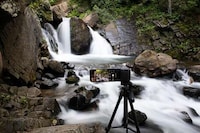 Pro-Grade Smartphone Photography Controls Image 3
