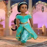 Sparkling Detailed Princess Dolls Image 2