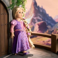 Sparkling Detailed Princess Dolls Image 4