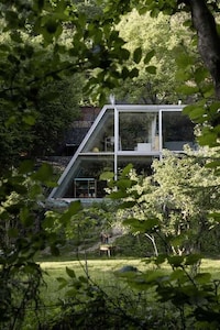 Trapezoidal Concrete Forest Homes
