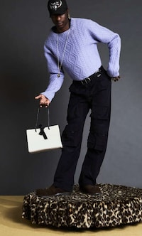 Retro Italian-Inspired Fall Fashion Image 1