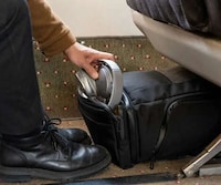 Optimized Airline Travel Bags Image 6
