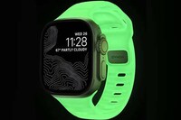 Glow-in-the-Dark Smartwatch Straps Image 1