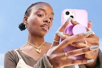Omni-Compatible Magnetic Phone Grips Image 1