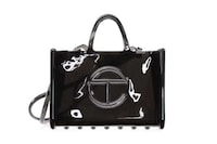 Chic Jelly Accessories Image 1