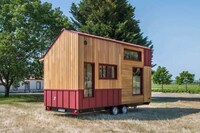 Versatile Tiny Workspace Homes Image 2