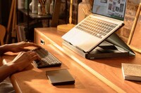 All-in-One Laptop Workstations Image 4