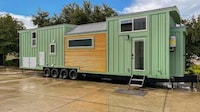Oversized Luxurious Tiny Homes Image 1