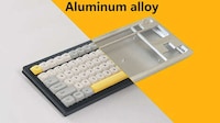 Hub-Equipped Mechanical Keyboards Image 2