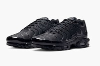 Glossy Minimalist Training Sneakers Image 2