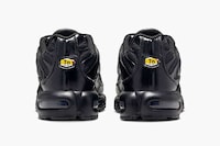 Glossy Minimalist Training Sneakers Image 4