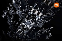 Durable Folding Flagship Smartphones Image 3