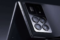 Durable Folding Flagship Smartphones Image 7