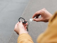 Quick-Access Keychain Clips Image 3