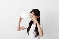 Light Therapy Face Masks Image 4