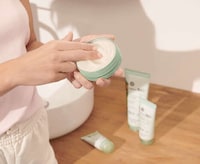 Organic Apple-Infused Skincare Collections Image 4