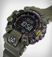 Durable Dual-Layer Digital Timepieces Image 5