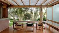 Curved Garden-Surrounding Linear Homes Image 3