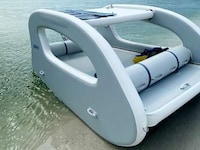 Emissions-Free Electric Leisure Boats Image 3