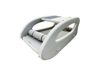 Emissions-Free Electric Leisure Boats Image 4