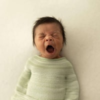 3D-Knit Bamboo Swaddles Image 3