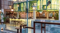 Portuguese-Style Villa Restaurants Image 2