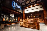 Groundbreaking Flagship Guitar Stores Image 2
