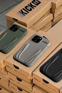 Sneaker-Inspired Phone Cases Image 3