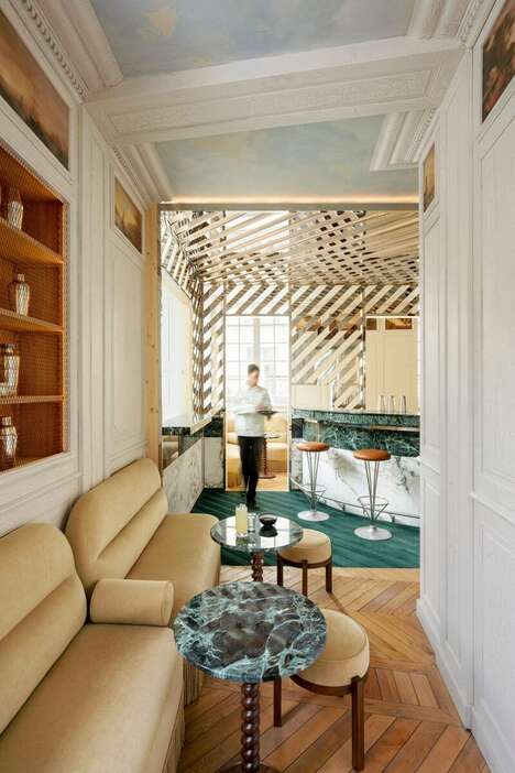 Ultra-Luxurious Bar Interiors