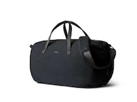 Durable Minimalist Travel Bags Image 5
