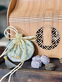 Exquisite Mooncake Gift Boxes Image 3