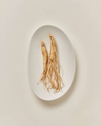 Ginseng-Infused Sun Serums Image 2
