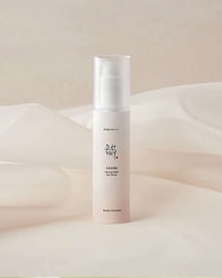 Ginseng-Infused Sun Serums Image 5