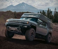 All-Electric Camping SUVs Image 4