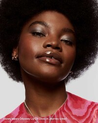 Hydrating Pigmented Lip Glosses Image 4