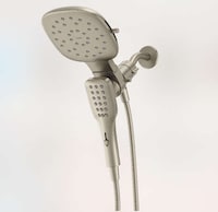 Modern Square-Shaped Showerhead Designs Image 2