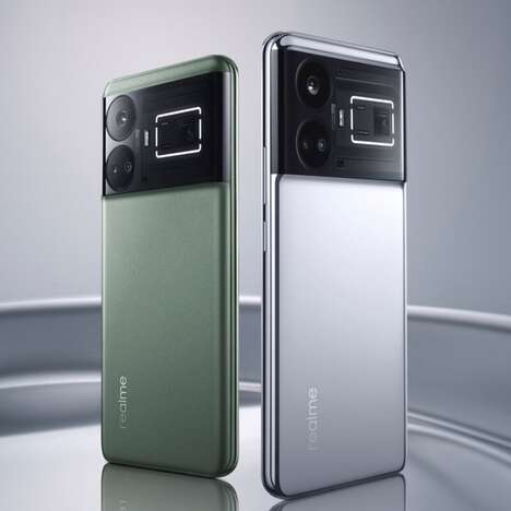 High-Power Charging Smartphones